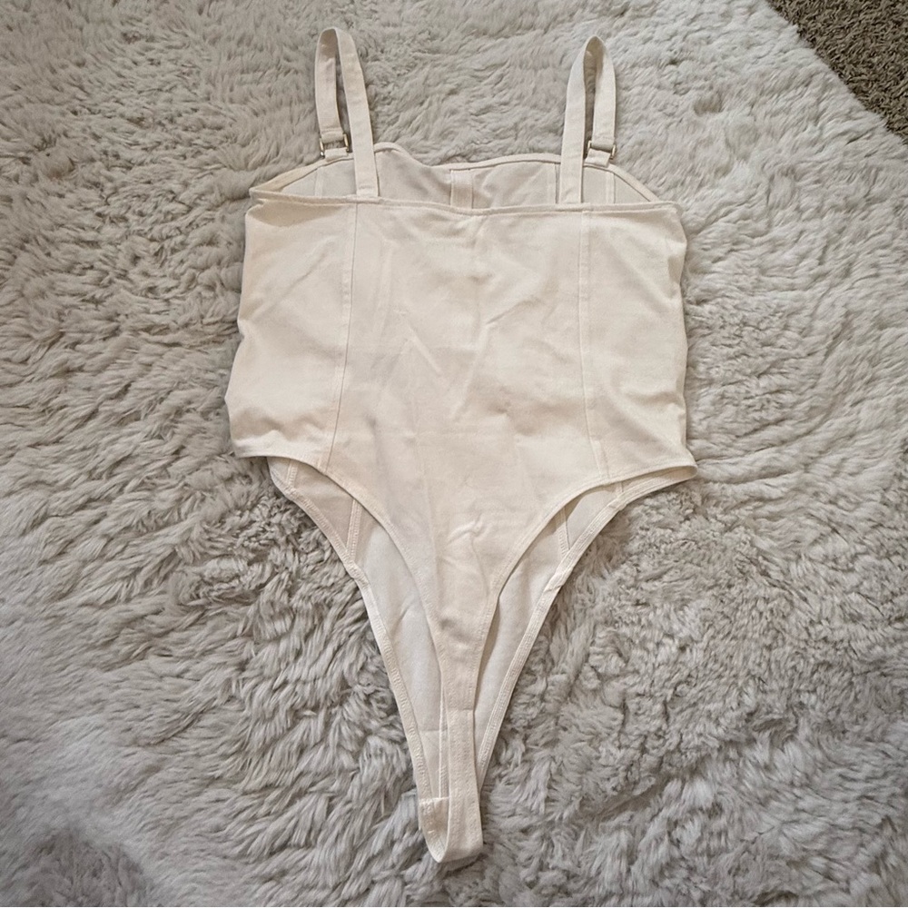 NWOT H&M White Bodysuit - Picture 6 of 8